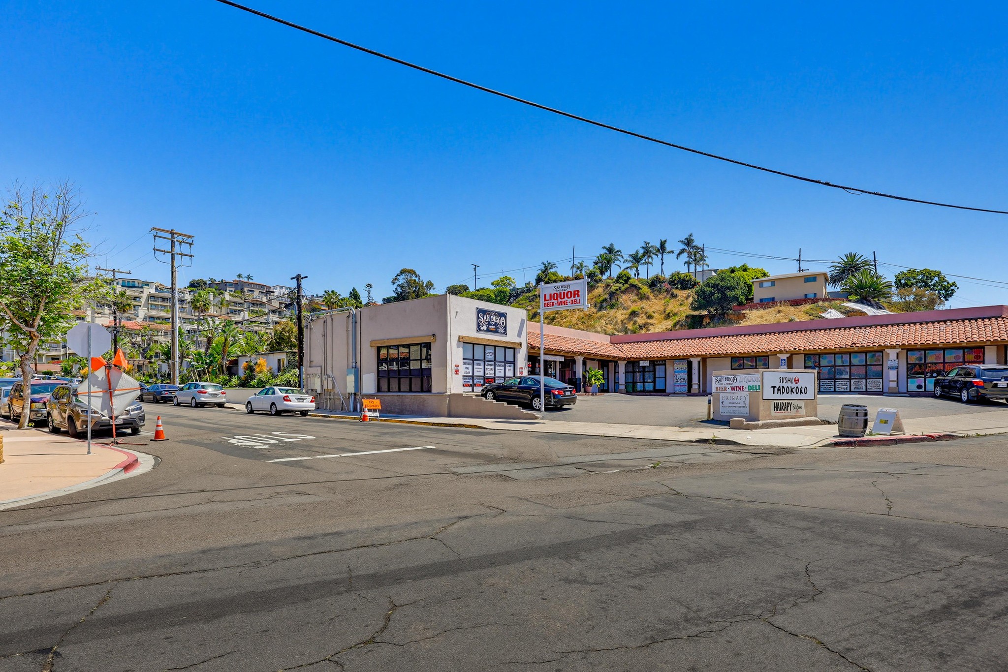Virtual tour photo 15 of 47 for 3961 Hortensia St