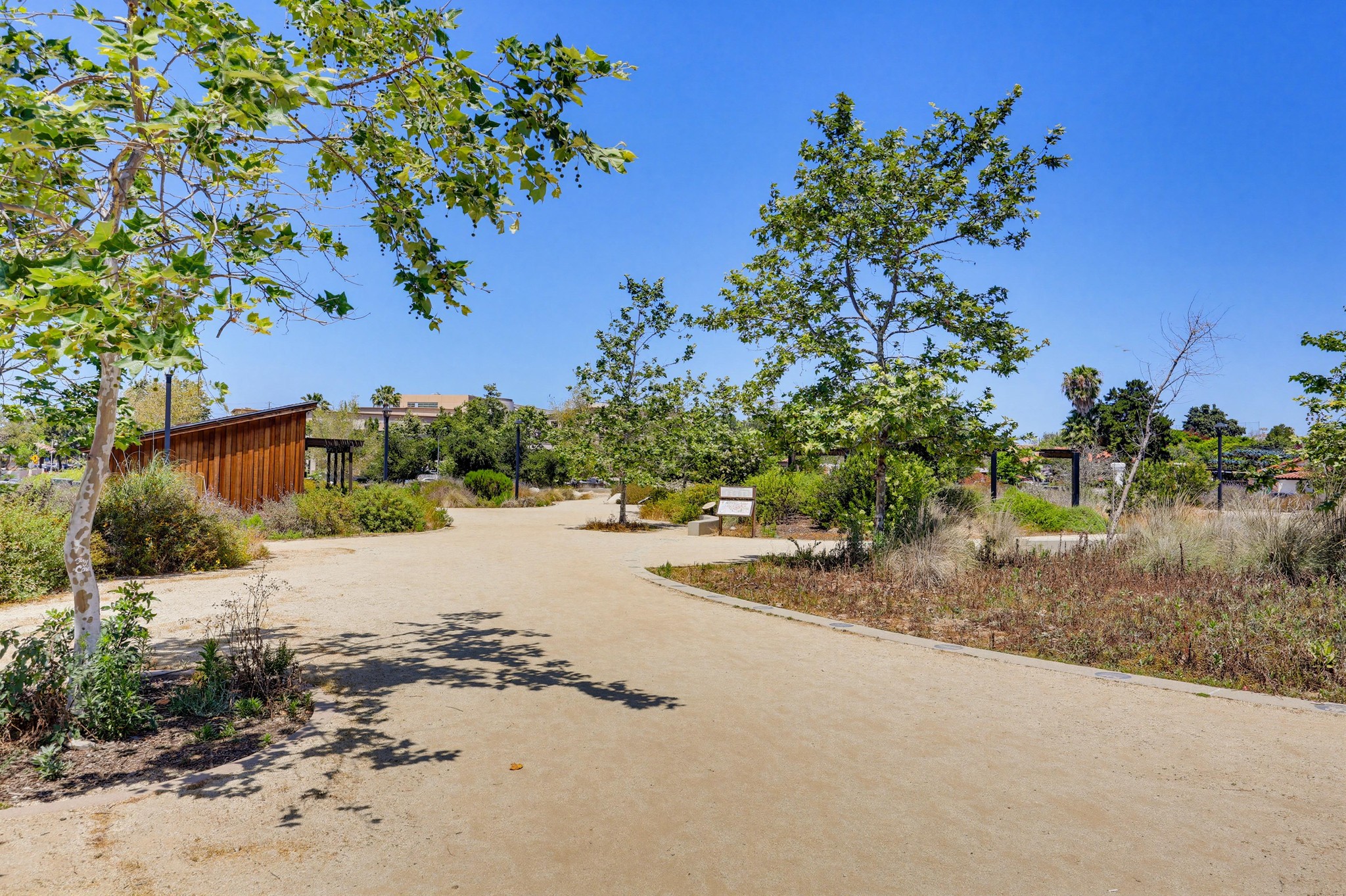 Virtual tour photo 34 of 47 for 3961 Hortensia St