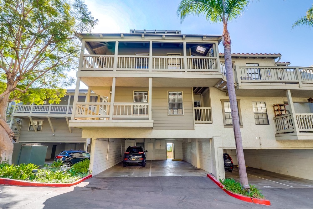 Virtual tour photo 4 of 39 for 3961 Hortensia St APT H7