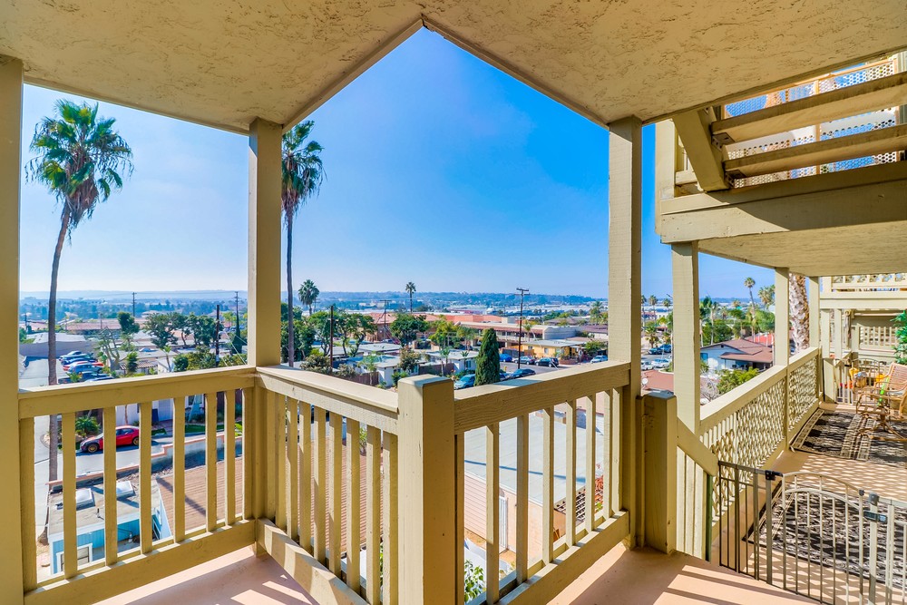 Virtual tour photo 7 of 39 for 3961 Hortensia St APT H7