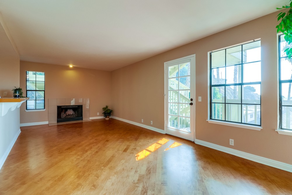 Virtual tour photo 10 of 39 for 3961 Hortensia St APT H7