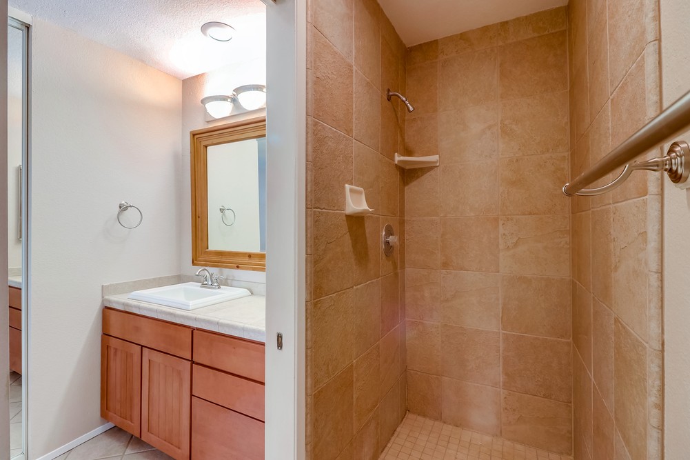 Virtual tour photo 31 of 39 for 3961 Hortensia St APT H7