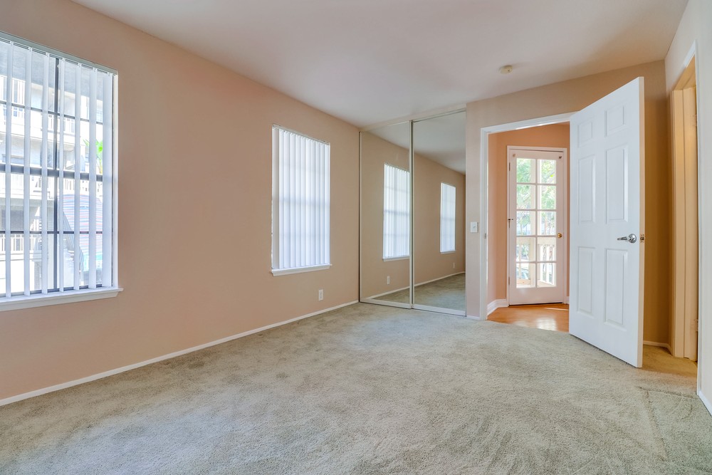 Virtual tour photo 34 of 39 for 3961 Hortensia St APT H7