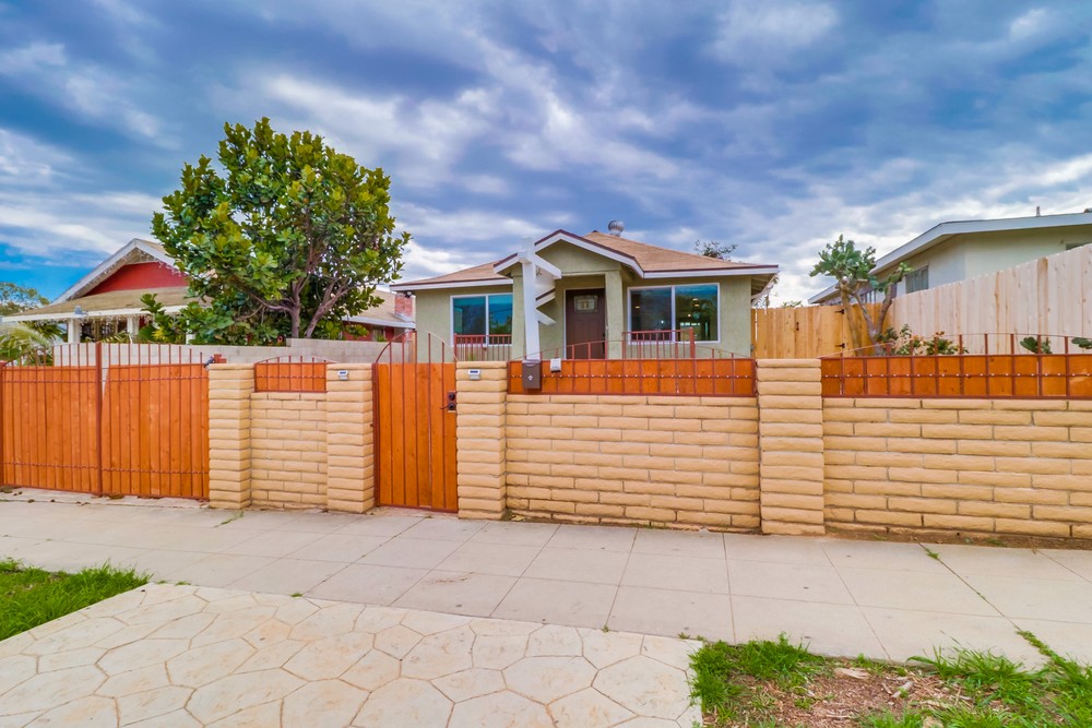 Virtual tour photo 3 of 40 for 3963 Franklin Ave