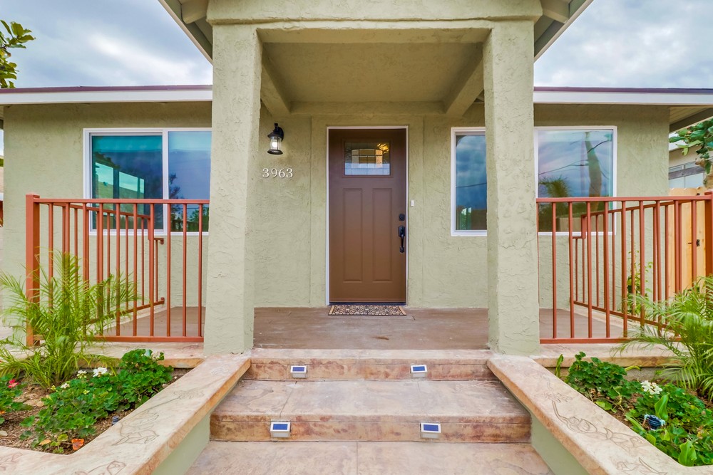 Virtual tour photo 7 of 40 for 3963 Franklin Ave