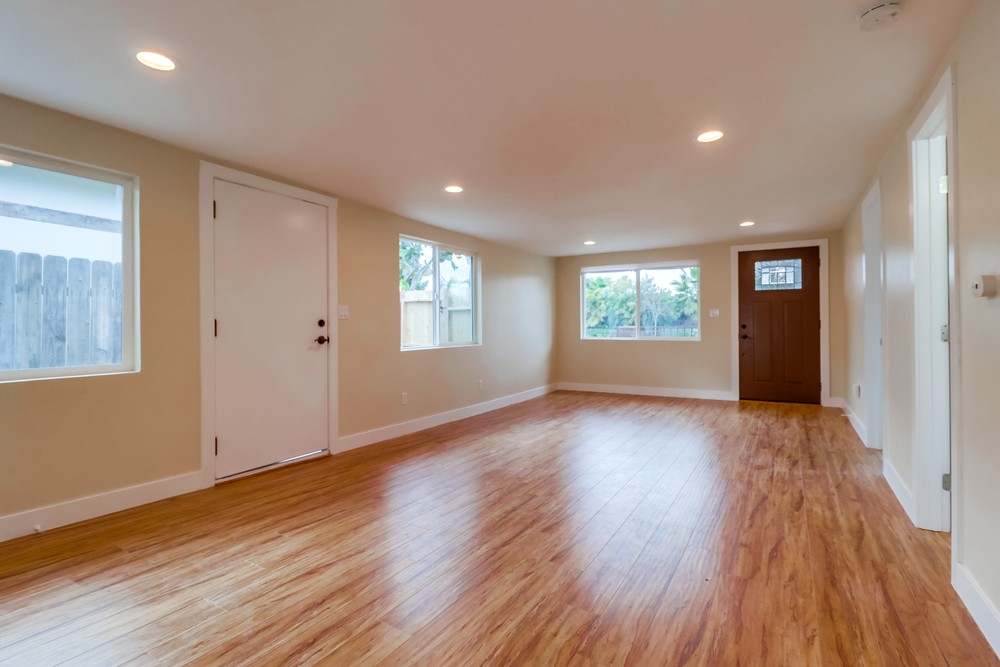 Virtual tour photo 11 of 40 for 3963 Franklin Ave