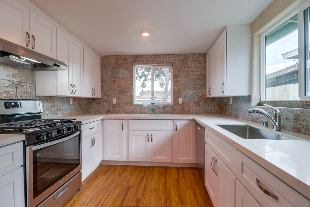 Virtual tour photo 16 of 40 for 3963 Franklin Ave