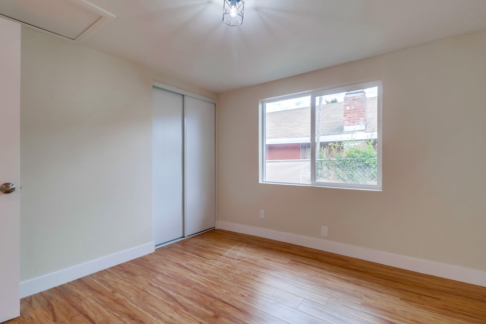 Virtual tour photo 20 of 40 for 3963 Franklin Ave