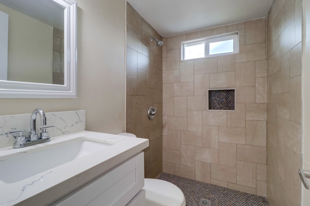 Virtual tour photo 22 of 40 for 3963 Franklin Ave