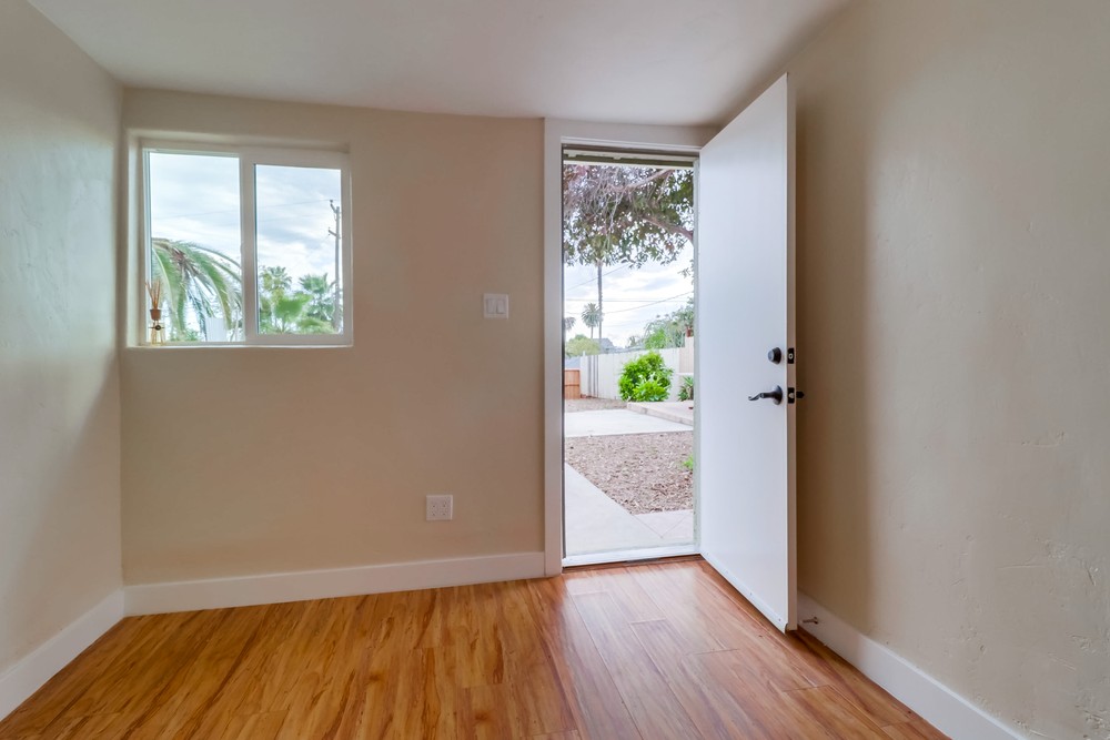 Virtual tour photo 24 of 40 for 3963 Franklin Ave