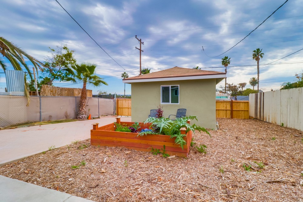 Virtual tour photo 35 of 40 for 3963 Franklin Ave