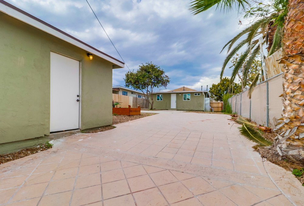 Virtual tour photo 39 of 40 for 3963 Franklin Ave