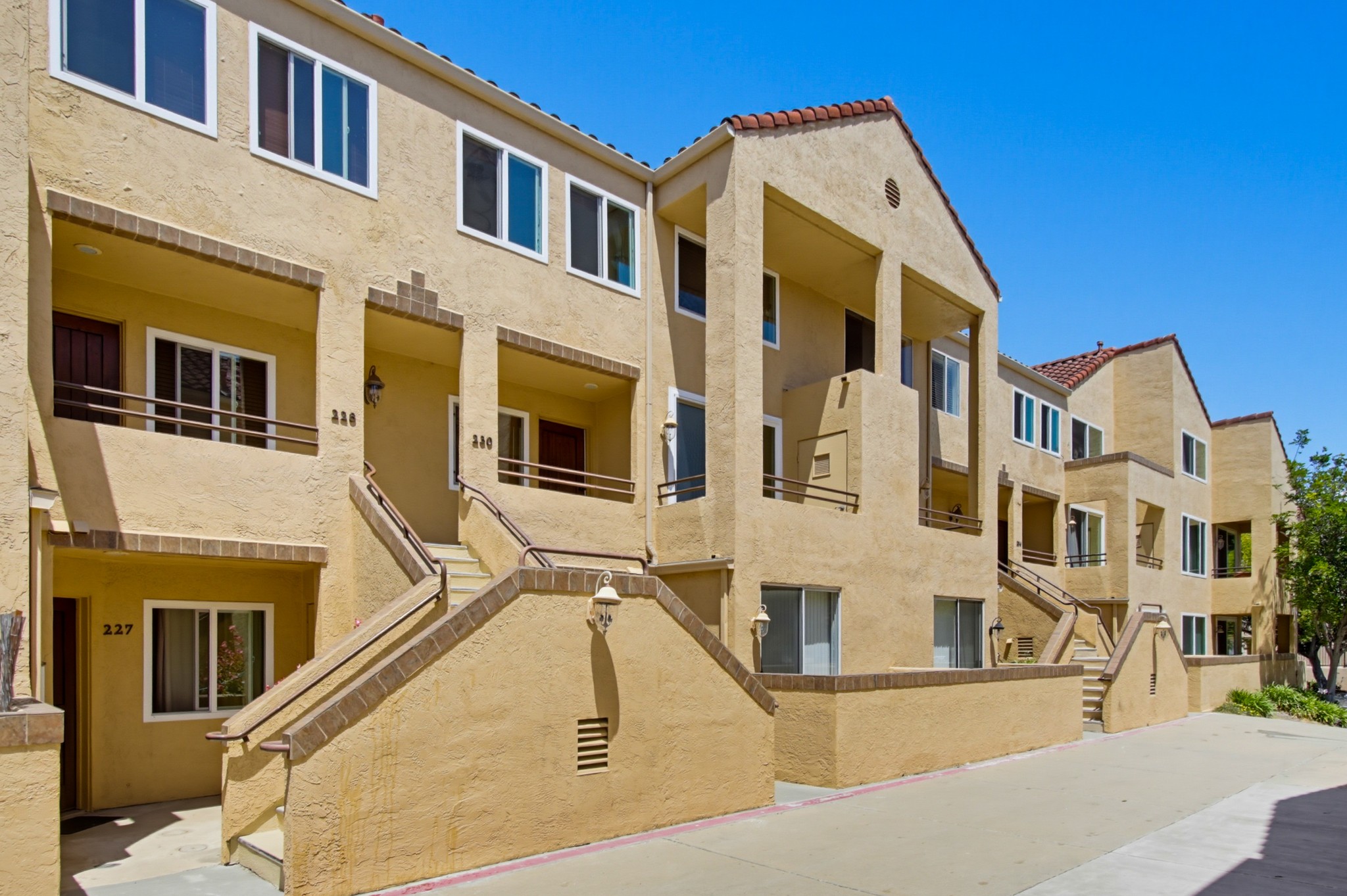 Virtual tour photo 1 of 41 for 3965 Nobel Dr Unit 230
