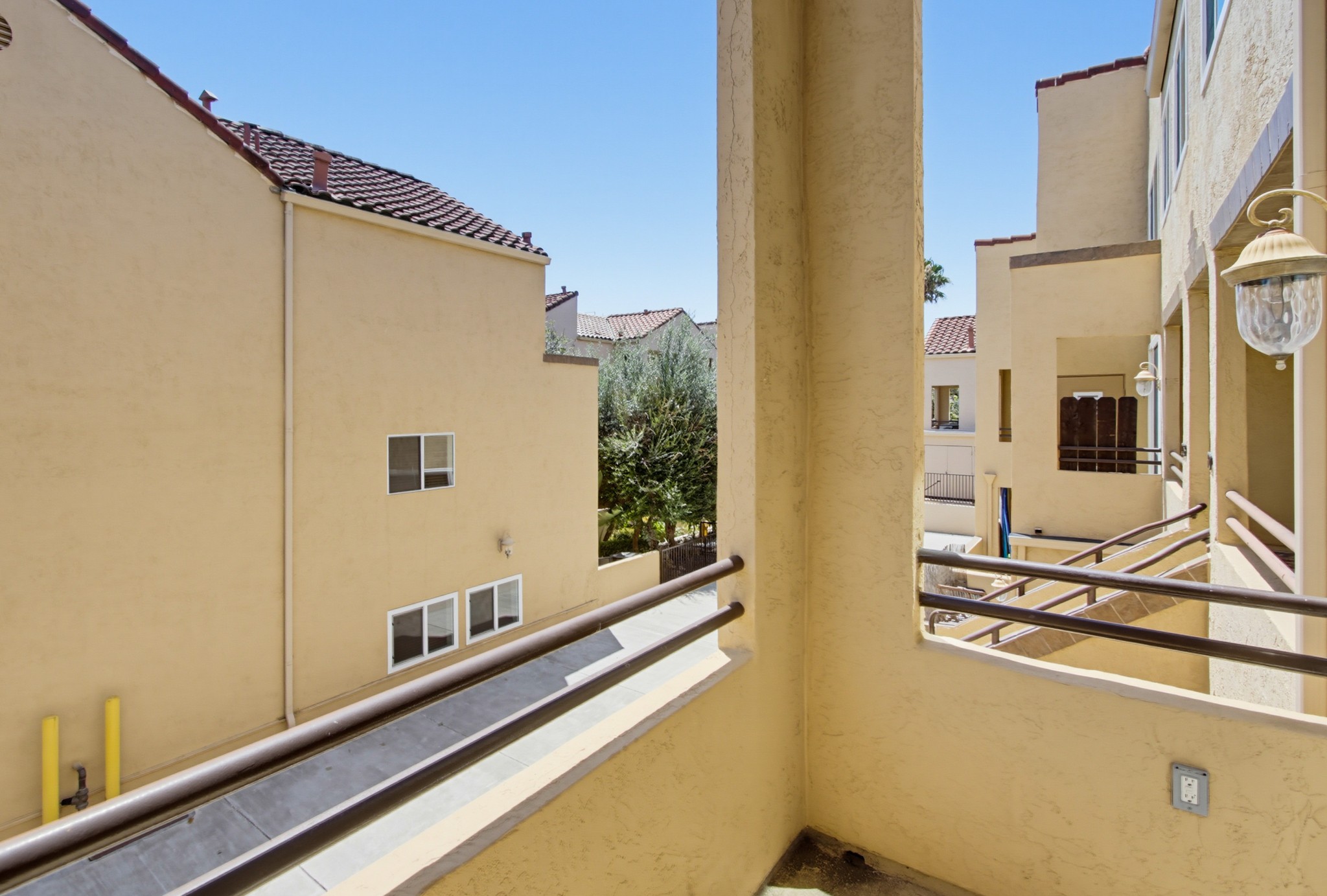 Virtual tour photo 9 of 41 for 3965 Nobel Dr Unit 230