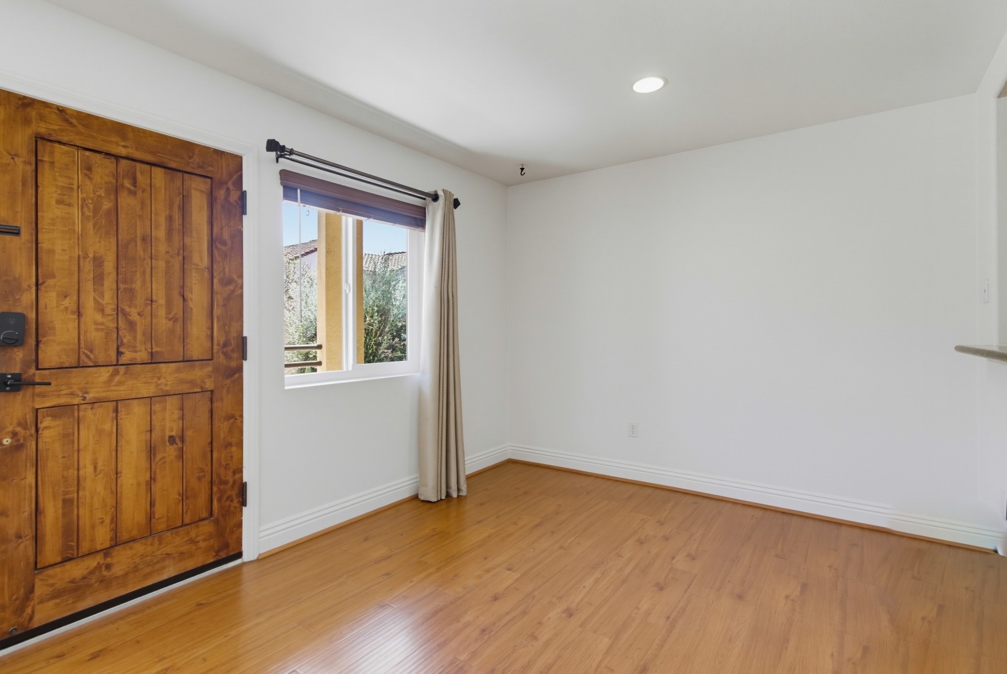 Virtual tour photo 15 of 41 for 3965 Nobel Dr Unit 230