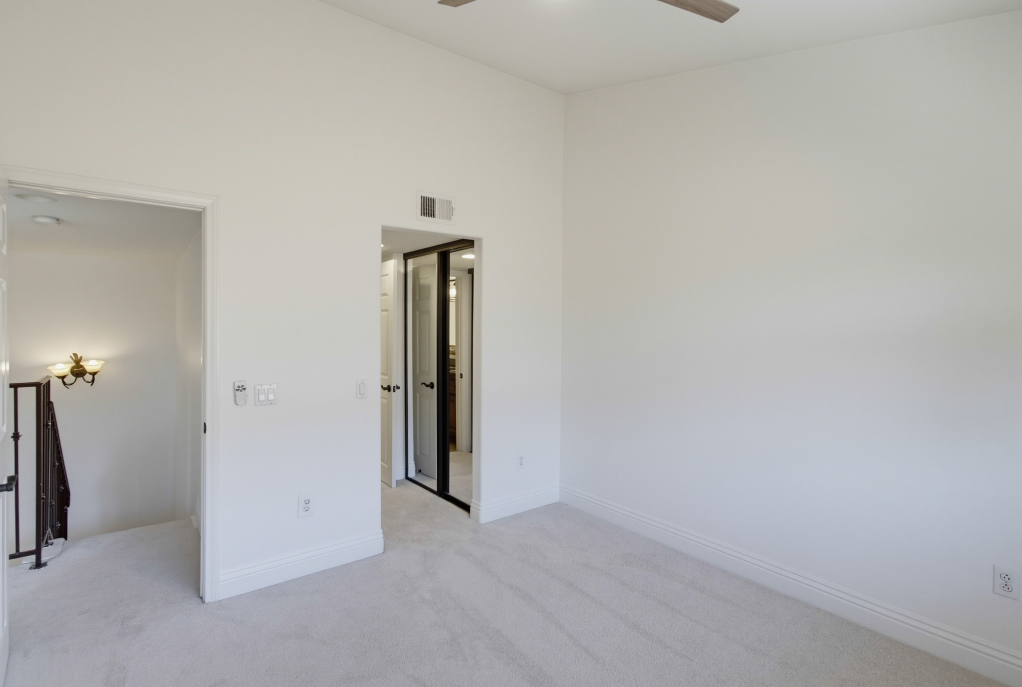 Virtual tour photo 25 of 41 for 3965 Nobel Dr Unit 230