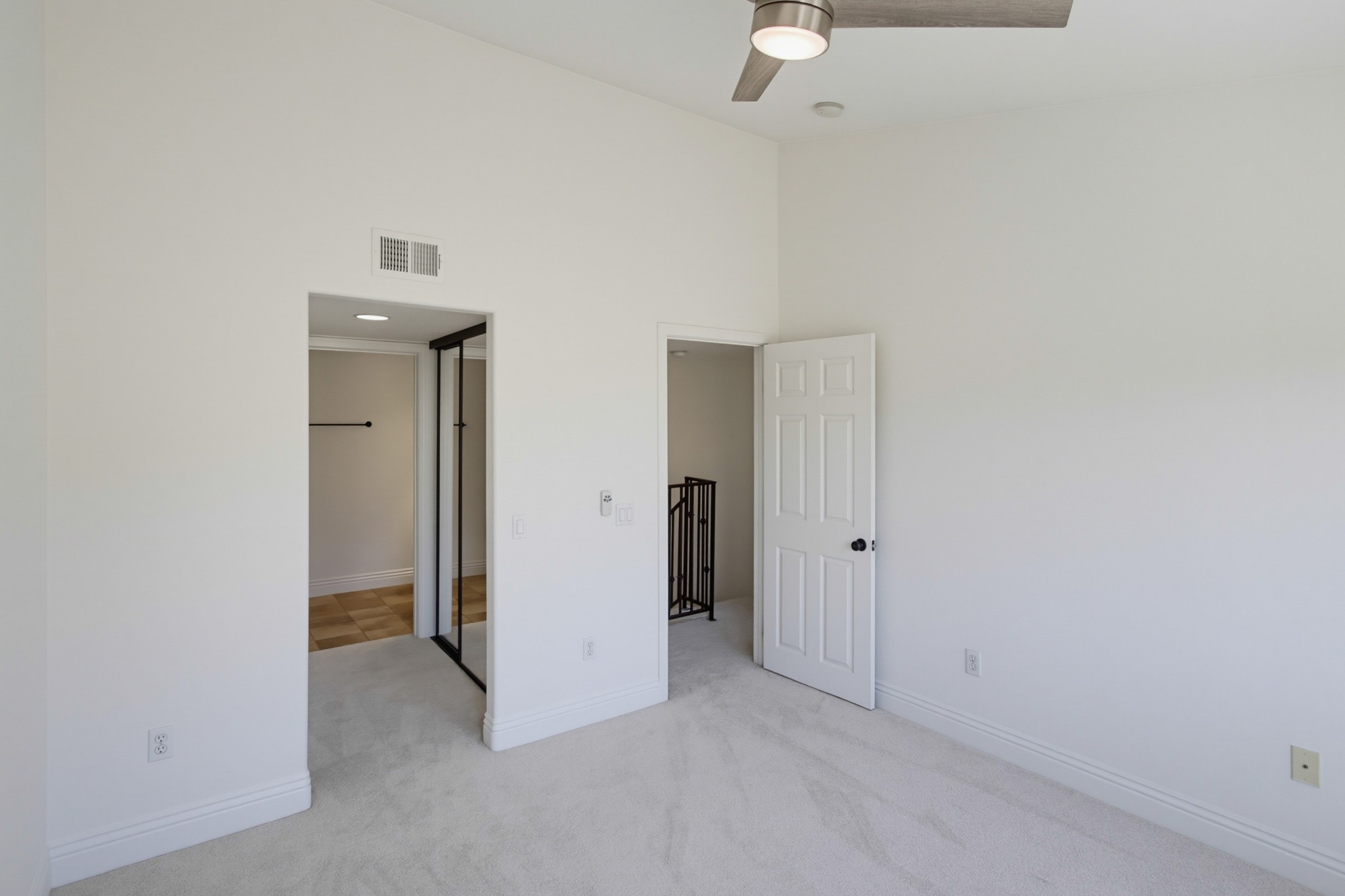 Virtual tour photo 33 of 41 for 3965 Nobel Dr Unit 230
