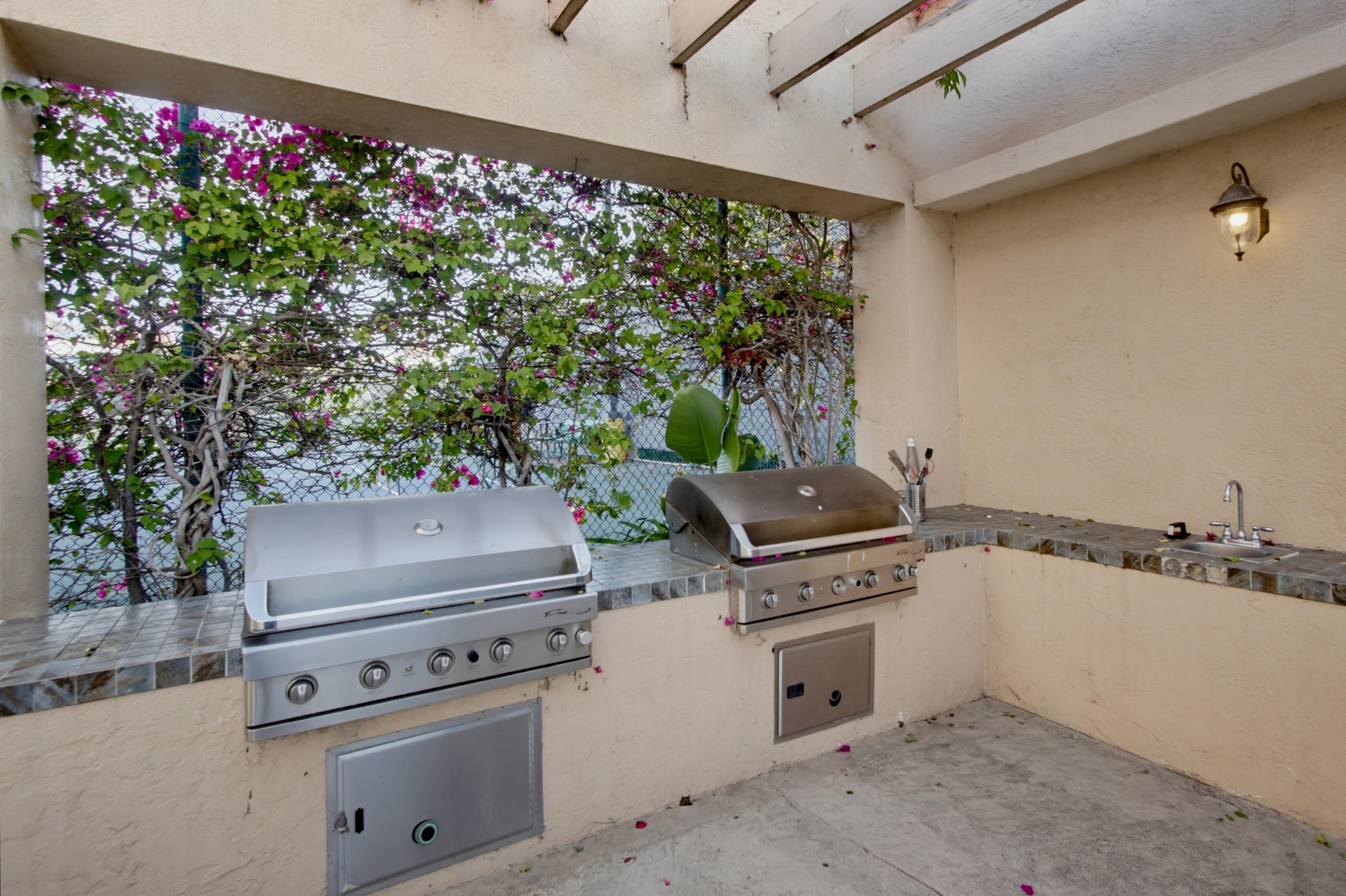 Virtual tour photo 45 of 49 for 3965 Nobel Dr Unit 230