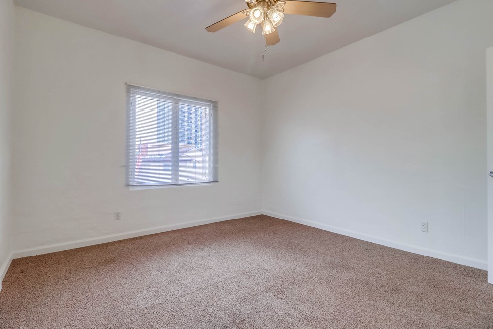 Virtual tour photo 22 of 29 for 3967 Centre St #20