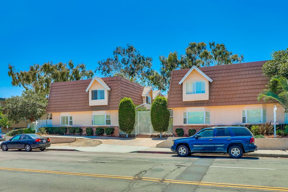 Virtual tour photo 3 of 29 for 3970 Ingraham St