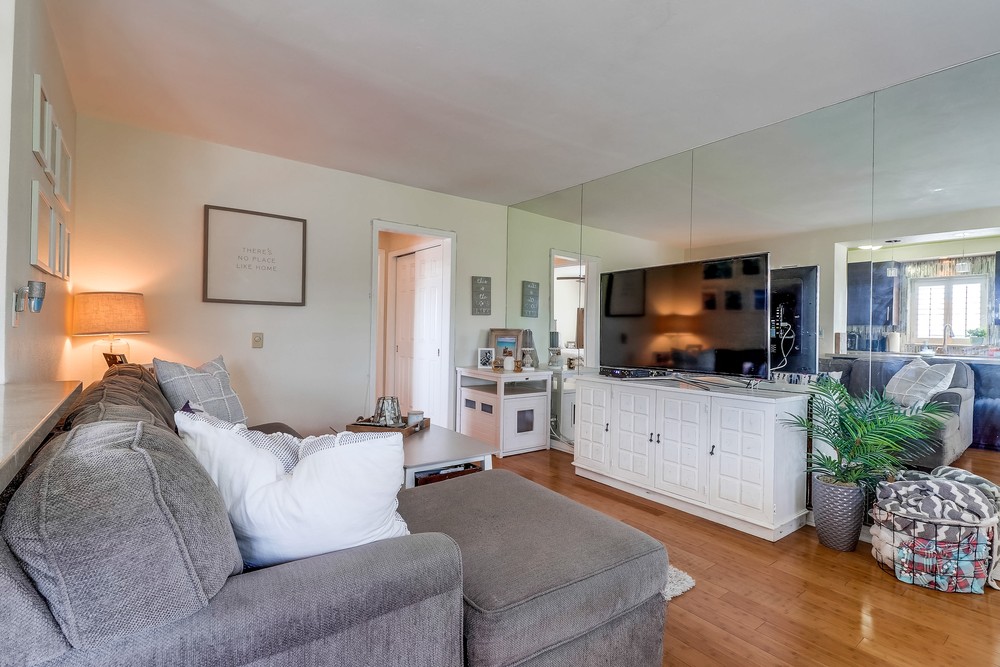 Virtual tour photo 11 of 29 for 3970 Ingraham St