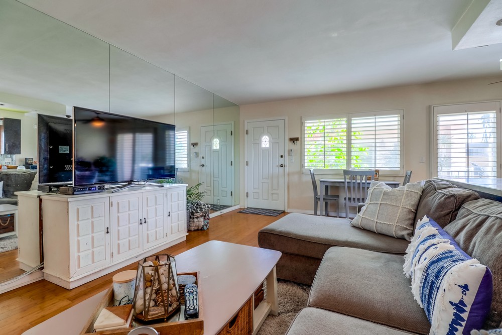 Virtual tour photo 14 of 29 for 3970 Ingraham St