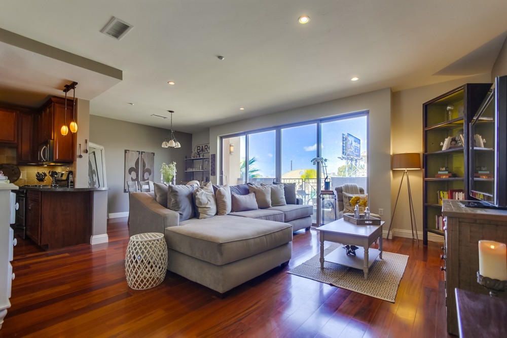 Virtual tour photo 6 of 34 for 3972 Albatross St #202