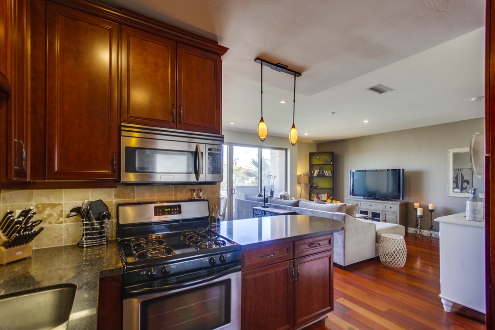 Virtual tour photo 15 of 34 for 3972 Albatross St #202