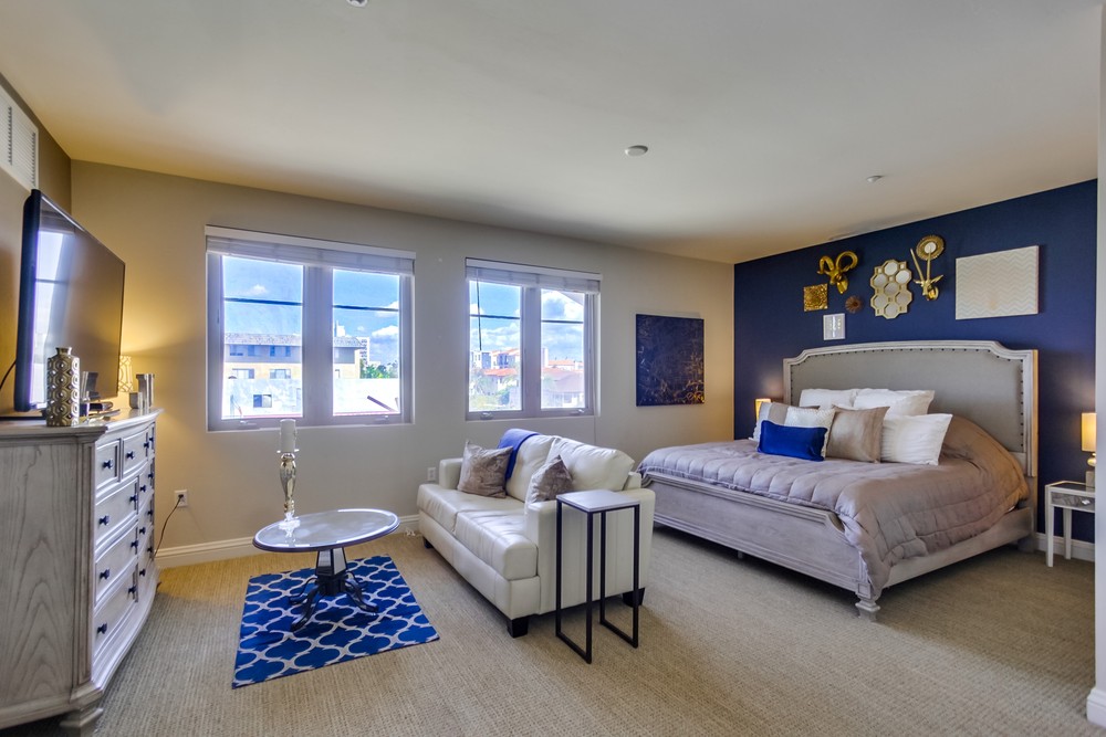 Virtual tour photo 22 of 34 for 3972 Albatross St #202