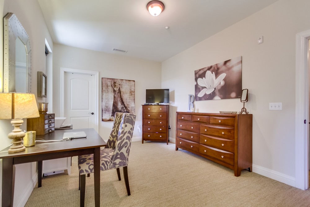 Virtual tour photo 33 of 34 for 3972 Albatross St #202