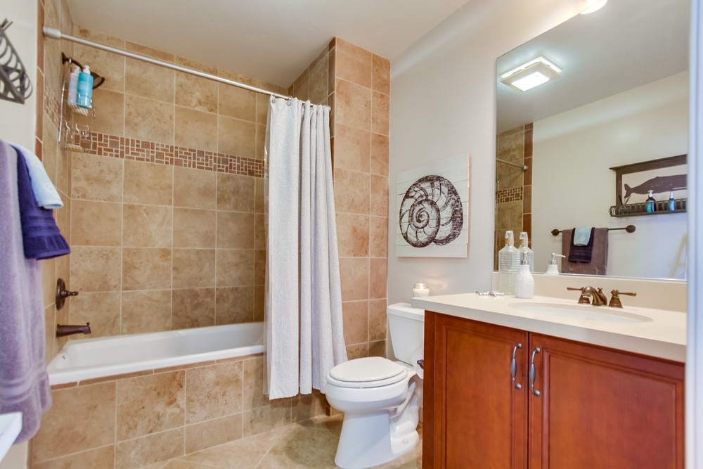 Virtual tour photo 35 of 34 for 3972 Albatross St #202
