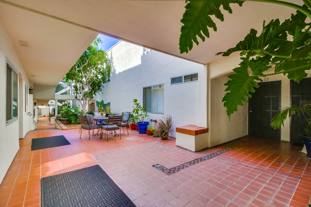 Virtual tour photo 6 of 34 for 3972 Jackdaw St #104