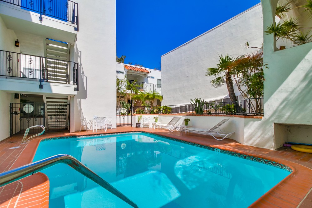 Virtual tour photo 32 of 34 for 3972 Jackdaw St #104