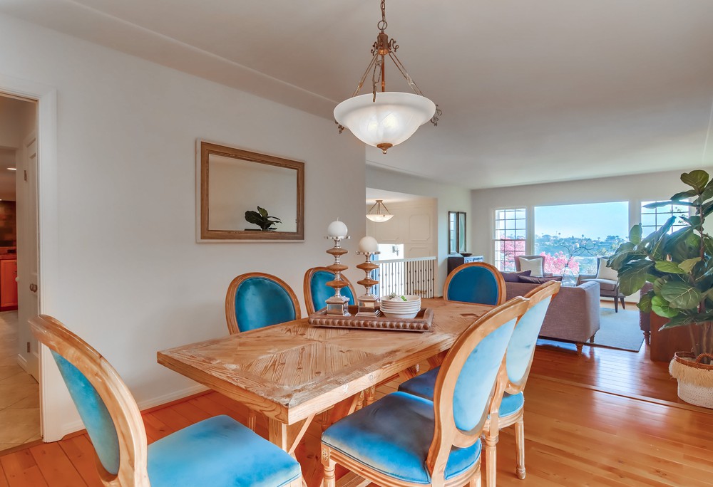 Virtual tour photo 23 of 89 for 3974 La Cresta Dr