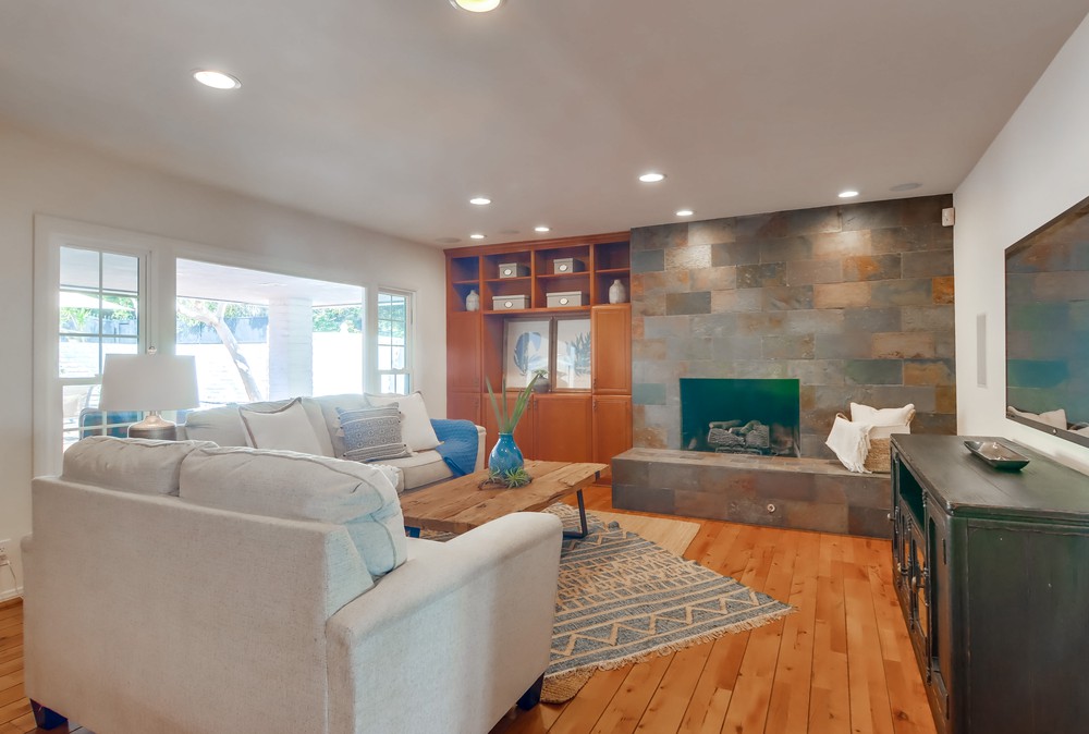 Virtual tour photo 26 of 89 for 3974 La Cresta Dr