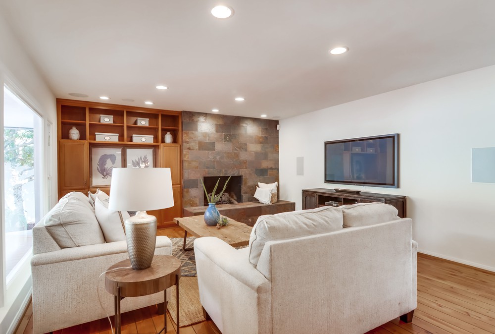 Virtual tour photo 27 of 89 for 3974 La Cresta Dr