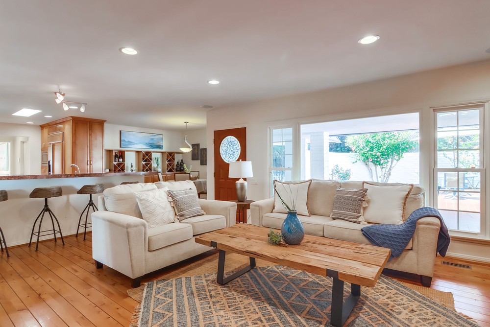 Virtual tour photo 30 of 89 for 3974 La Cresta Dr