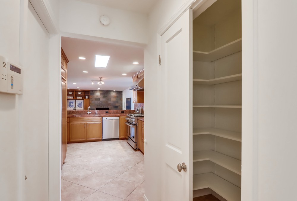 Virtual tour photo 45 of 89 for 3974 La Cresta Dr