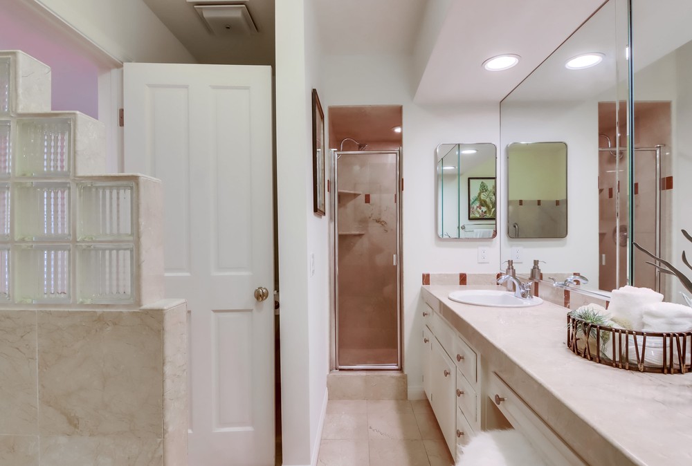 Virtual tour photo 79 of 89 for 3974 La Cresta Dr
