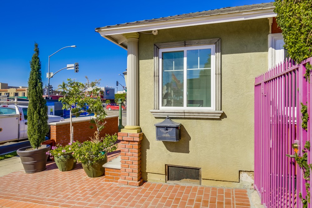 Virtual tour photo 4 of 61 for 3975 Front St