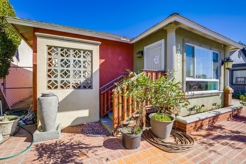 Virtual tour photo 7 of 61 for 3975 Front St
