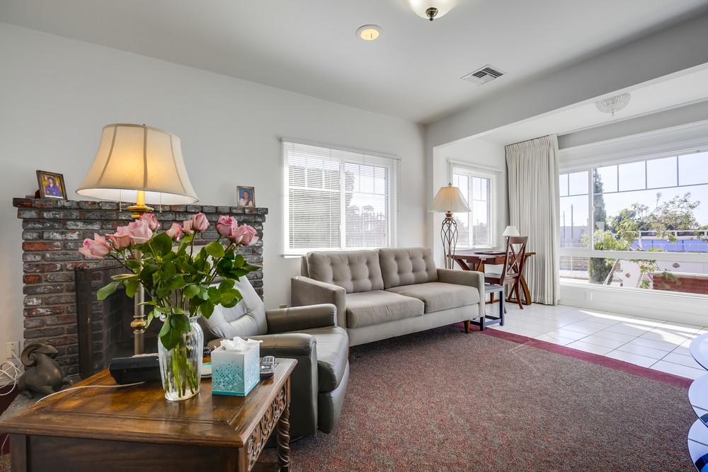 Virtual tour photo 12 of 61 for 3975 Front St