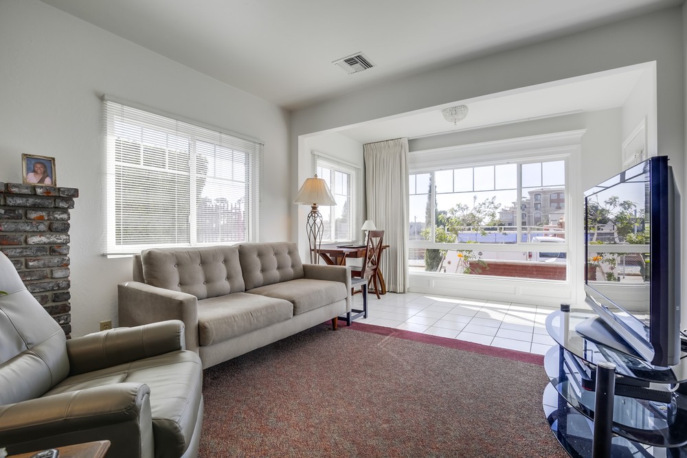 Virtual tour photo 13 of 61 for 3975 Front St