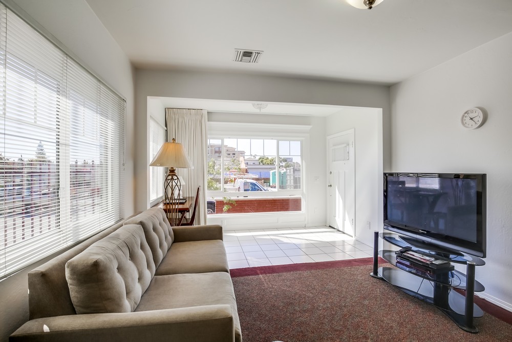 Virtual tour photo 14 of 61 for 3975 Front St