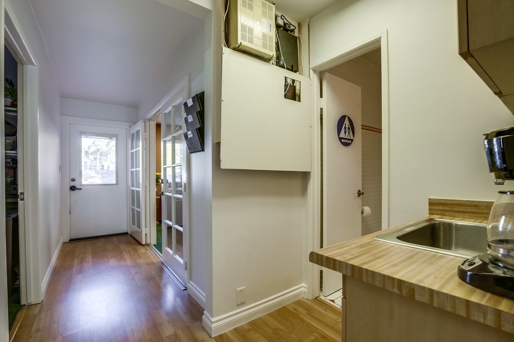 Virtual tour photo 49 of 61 for 3975 Front St