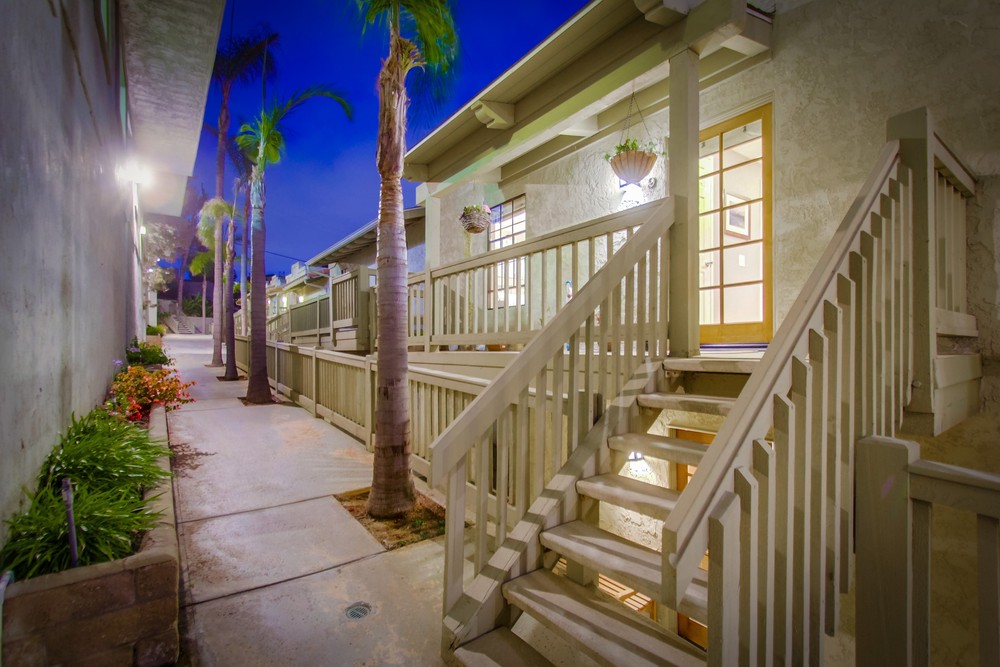 Virtual tour photo 3 of 58 for 3975 Hortensia St