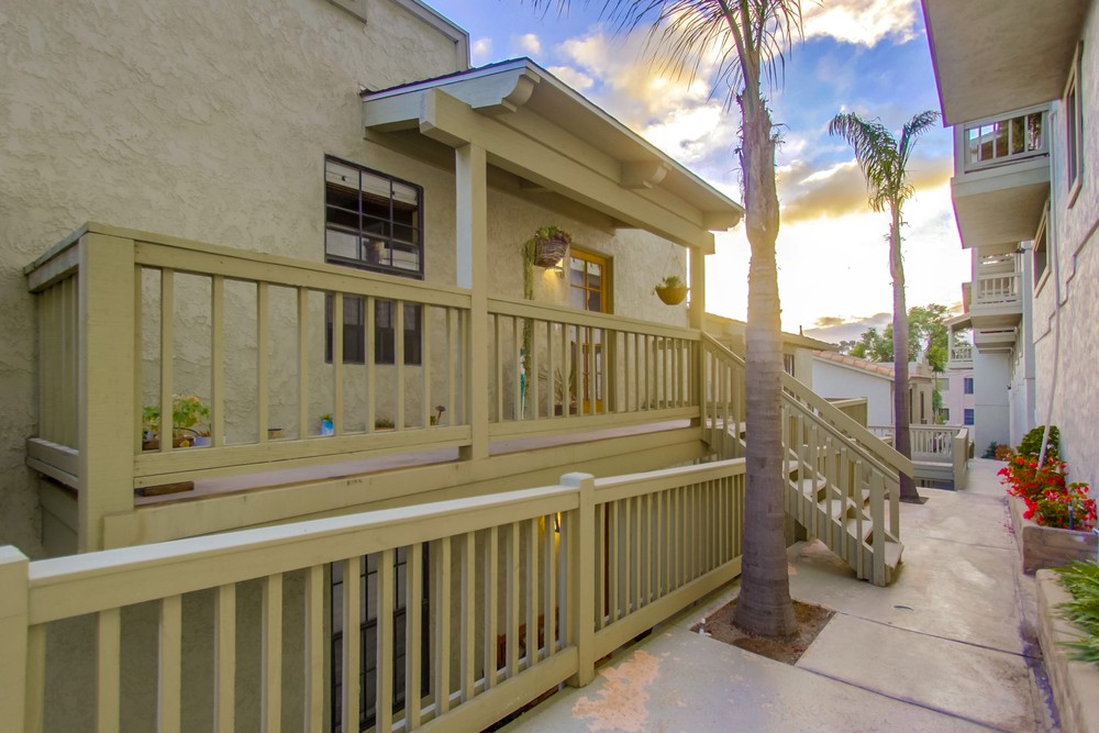 Virtual tour photo 43 of 58 for 3975 Hortensia St