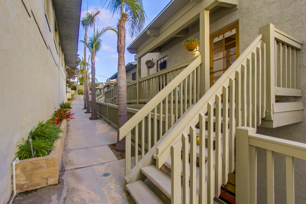 Virtual tour photo 44 of 58 for 3975 Hortensia St