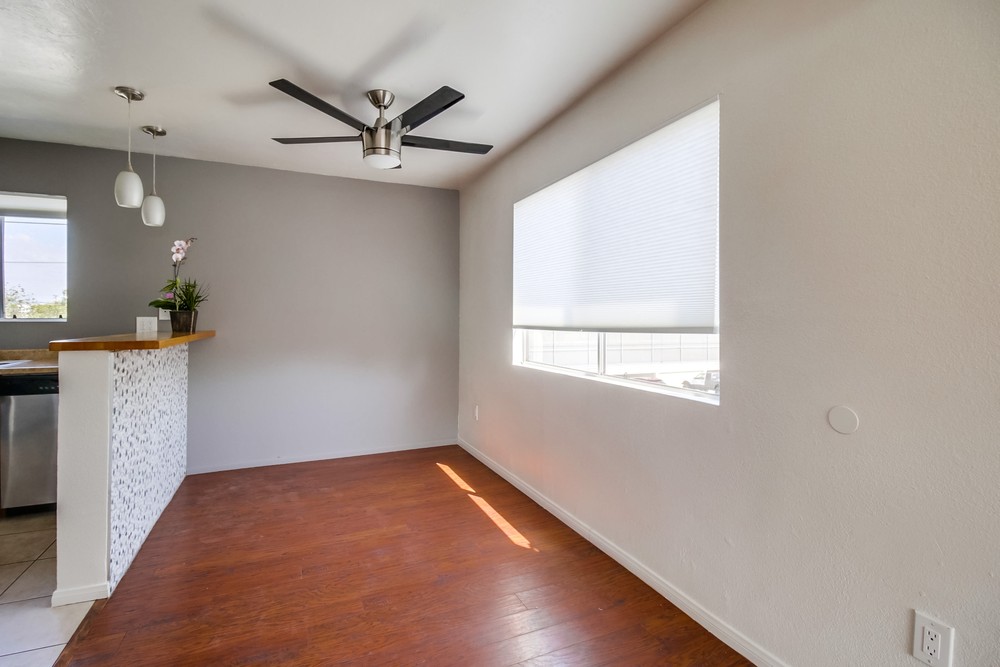 Virtual tour photo 11 of 28 for 3977 Ingraham St. #B