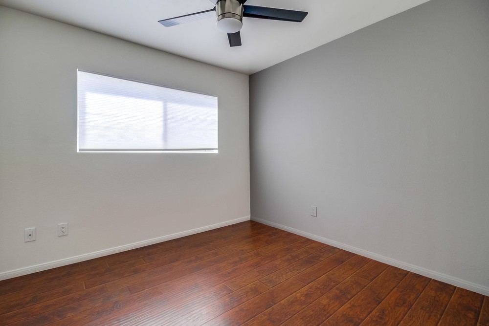 Virtual tour photo 21 of 28 for 3977 Ingraham St. #B